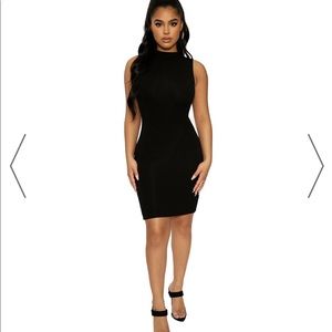 NW Sleevless Mini dress